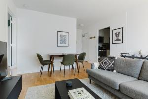 Blueground Battery Park City rooftop nr Hudson River NYC-291