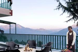 Lions Den Terrace Wing 4 BD Villa cook staff