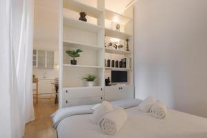 Ponte Vecchio Central Vintage Apartment