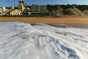 Elegant Family Retreat with Ocean Views - 4-star hotels in Umdloti