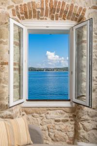 Blue Pearl Apartment