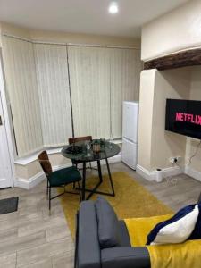 Stylish & Cosy Studio in the Heart of JQ, Birmingham!