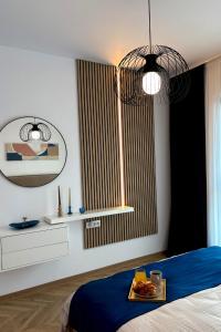 Exigent Chic Apartments