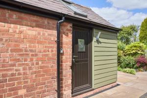 Host & Stay - Garden Studio