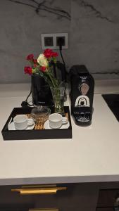 Luxury Getaway - Pool View