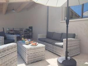 Maisons de vacances Comme un Dimanche, piscine privee avec jardin : photos des chambres