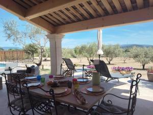 Villa Comme un Dimanche, piscine privée, chauffée, & vue