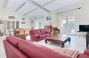 Les jasmins piscine proche mer jardin