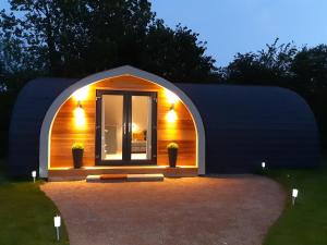 All Manor Of Events - Glamping Pods