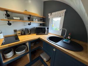 All Manor Of Events - Glamping Pods