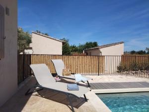 Maisons de vacances Comme un Dimanche, piscine privee avec jardin : photos des chambres