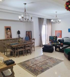 Grand, moderne et élégant Appartement 2 chambres à La Marsa Plage
