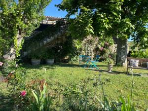 Maisons de vacances Le Mas du Bueysse : Maison 5 Chambres