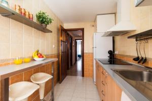 NEW CAPUCHINOS 2bed & 2bath Apartment with Parking