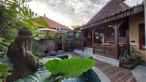 Chic 1BR Romantic and Private Pool at Puri Bhawana