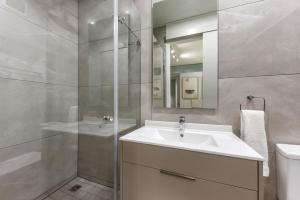 Easy Stay-One Rosebank