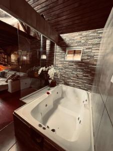 Cabana com Hidro e Lareira