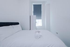 Cohost Partners Cozy Stay Heart of Warrington