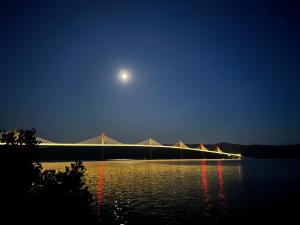 Charming coastal apartment in Komarna