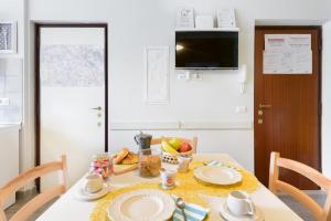 Suite Laterani 3 bedrooms with parking - Colosseum Area