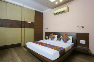 Swastik residency Paschim Vihar by twamev