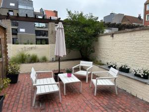 Centraal gelegen gezellig verblijf met groot terras