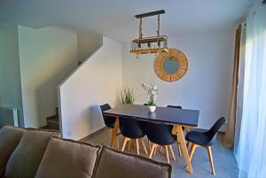 Appartements Charmante maison de ville avec jardin : photos des chambres