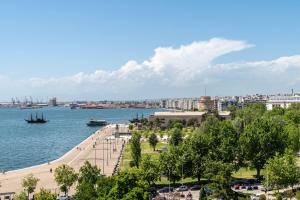 Houseloft Skyline Panorama