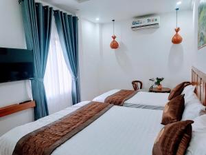 Phương Đông Huế Homestay