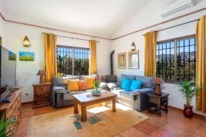 Villa Paraiso by Villa Plus