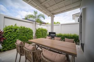 Fifth Element Pool Villas by NLA