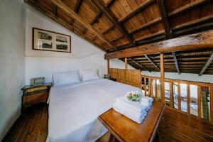 Seaside Wooden Cottage Retreat