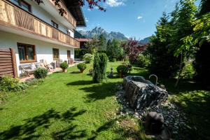 Apartment with Balcony room in Haus Alexandra