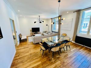 Le BIG duplex, hypercentre, 4 chambres, spacieux