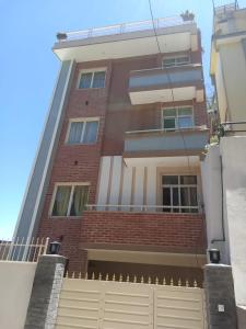 Touri House