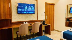 The Velar Hotel, Vijay Nagar