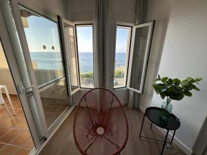 Luxury frontal al mar, Benalbeach