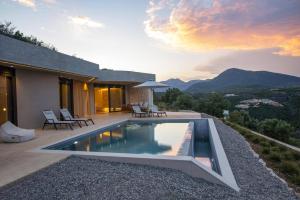 Villa Sakura Bloom by Villa Plus