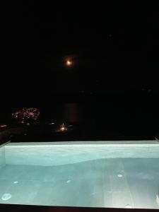 On the Rocks Villa w Hot Tub at Cavo Delos