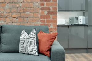 Two Bedroom city center, spacious apartment 3