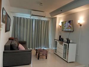 1058-3br-10 beds 1 extra mattress-moa view with balcony