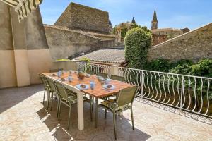 Villa De La Cloche by Villa Plus