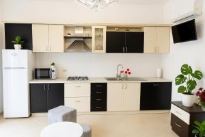 Lalzit Hills Apartments