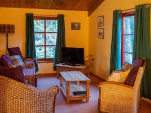 Eigg Lodge