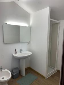 Camera Tripla