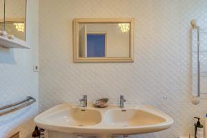 Villas Villa Montady avec piscine : photos des chambres
