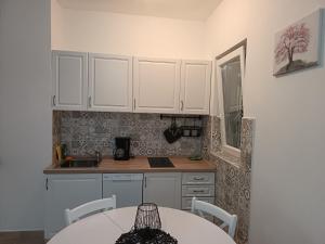 Lara - apartment near the beach