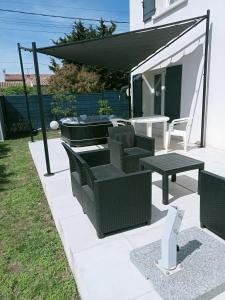 Appartements Les lauriers roses : photos des chambres