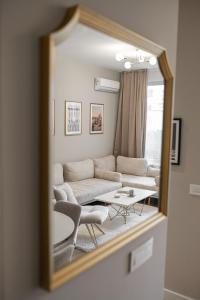 Eterna Lux Apartment with GARDEN