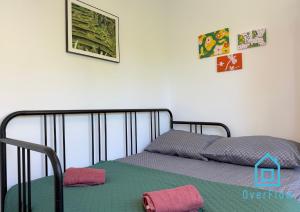 Green Room 2 minutes to City Center Gdynia & Seaside